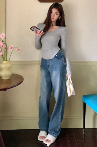 Real shot of 2025 autumn and winter new design blue loose wide-leg jeans for women with high waist slim and versatile casual trousers