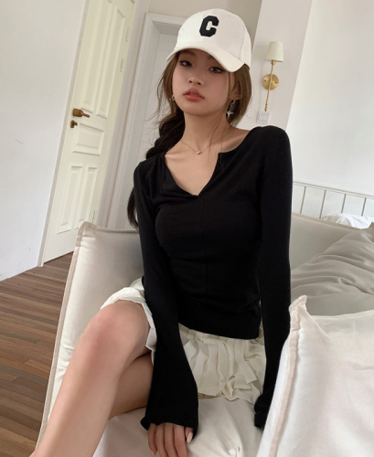 Real shot of 2025 autumn and winter new design half-open collar long-sleeved T-shirt for women slim and versatile base top