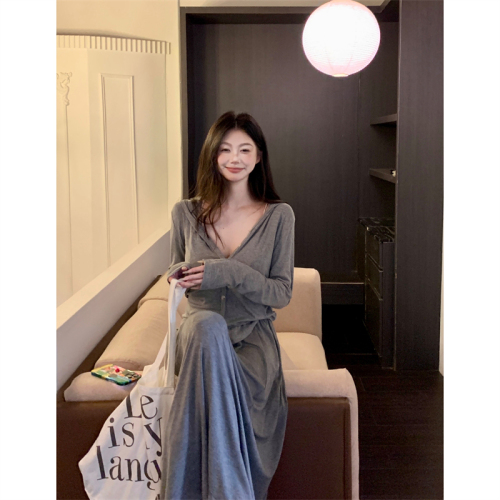 Actual shot ~ V-neck hooded sun protection cardigan, thin sweet and spicy outer blouse + high-waisted irregular drape skirt