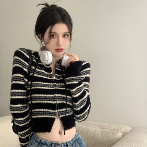 Actual shot~Autumn and winter short lazy style striped hooded sweater sweater cardigan jacket for women
