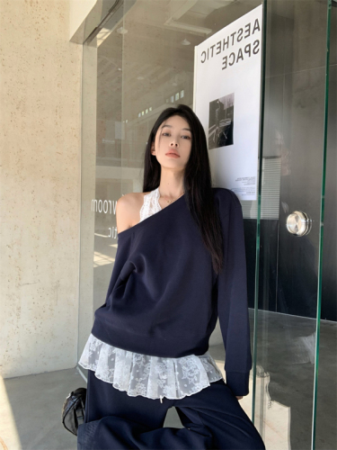 Real-life shots and real price~slanted neck sweatshirt casual pants suit New off-shoulder top loose pants with lace suspender shirt