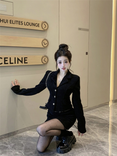 Real-life shots and real price~ Xiaoxiang style suit winter fashion high-end suit jacket temperament age-reducing skirt two-piece suit