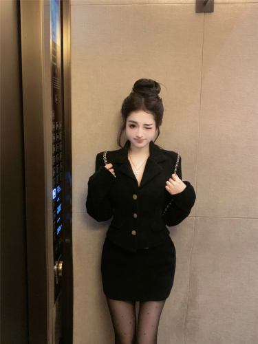 Real-life shots and real price~ Xiaoxiang style suit winter fashion high-end suit jacket temperament age-reducing skirt two-piece suit