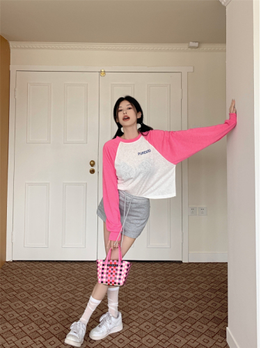 Real-life shots and real price~  summer standard new loose slimming sunscreen T-shirt contrasting color round neck long-sleeved top