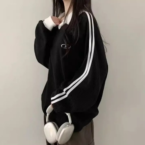 Korean slim fit comfortable loose polo neck top autumn two-piece long-sleeved simple versatile T-shirt