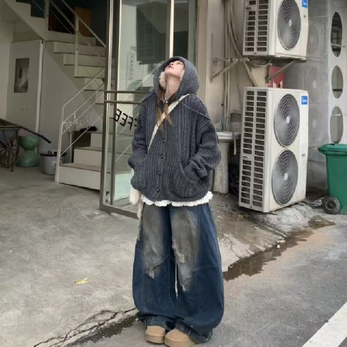 American Retro Relaxed Style Autumn/Winter Hooded Cardigan Sweater Jacket for Women, Design-Focused Loose Knit Top