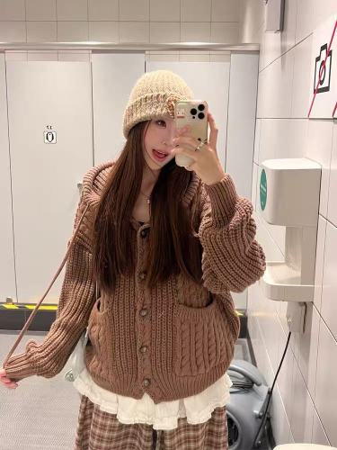 American Retro Relaxed Style Autumn/Winter Hooded Cardigan Sweater Jacket for Women, Design-Focused Loose Knit Top