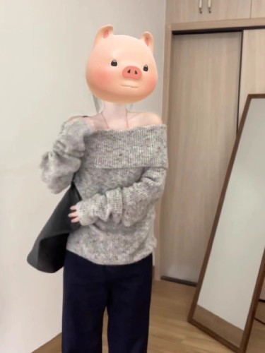 Korean Sweet and Spicy One-Shoulder Sweater, Denim Jeans, Autumn/Winter New Relaxed and Lazy Style Loose Shoulder Knit Set