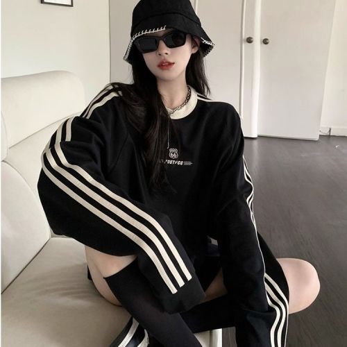 Vintage American-Style Overshoulder Long-Sleeve Sweatshirt for Women - Autumn/Winter Design, Unique 2025 Lazy Top