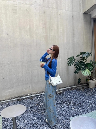 Wide-leg women's jeans 2025 autumn new wash distressed floral high-waisted loose slimming straight-leg drop-crotch pants