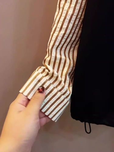 Original Work Korean Collar Splicing Striped Pseudo-Bi-Sleeve Blouse for Women Autumn Fat MM Long-Sleeve Top