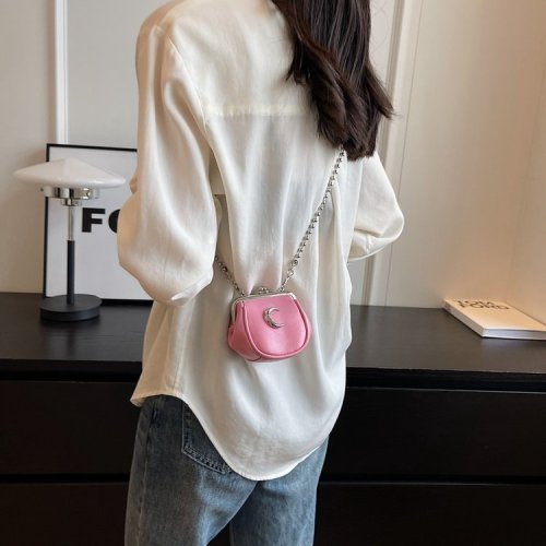 Mini Moon Fashion Chain Small Bag New Crossbody Clip Bag Korean Niche High-end Single-Shoulder Lipstick Bag