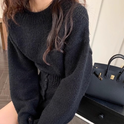 Women's Two-Piece Set: Korean Dongdaemun Autumn/Winter Short-Sleeve Thick Knit Cardigan and Pencil Skirt