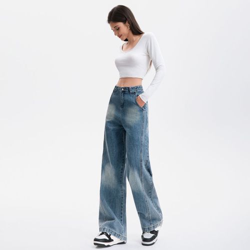 Summer and Autumn Outfit Guide | Korean Natural and Playful Style | Refreshing Denim Bootcut and Bell Bottom Jeans