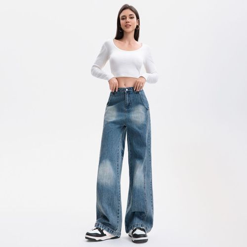 Summer and Autumn Outfit Guide | Korean Natural and Playful Style | Refreshing Denim Bootcut and Bell Bottom Jeans