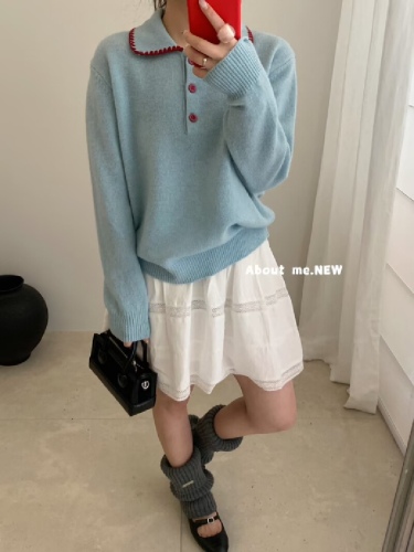 Elegant Korean Color-blocking Collar-button Knit Sweater for Women, Loose and Soft, Youthful and Versatile Wool Sweater for Autumn