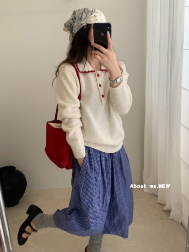 Elegant Korean Color-blocking Collar-button Knit Sweater for Women, Loose and Soft, Youthful and Versatile Wool Sweater for Autumn