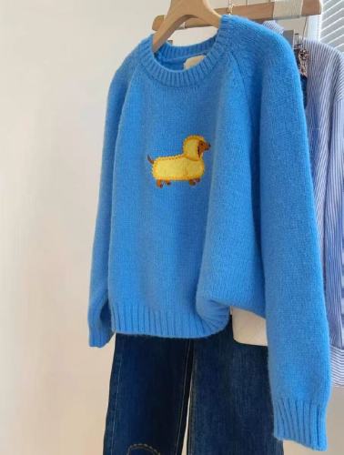 Korean-style cartoon Dachshund-themed 10-needle embroidery casual wear raglan-sleeve knit top—autumn/winter new collection