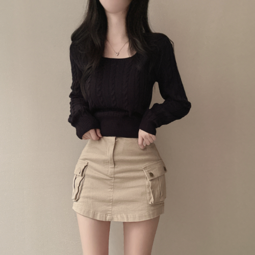 Original real shot Korean version of casual autumn and winter twist knitted sweater single row button square collar solid color base top for women