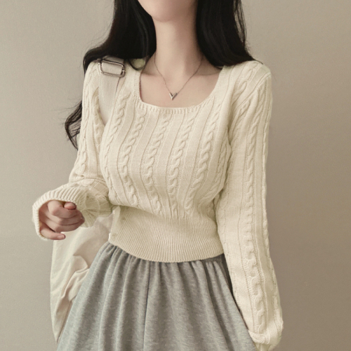 Original real shot Korean version of casual autumn and winter twist knitted sweater single row button square collar solid color base top for women