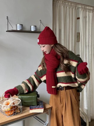 Women's Striped Knit Sweater 2025 New Spring and Autumn Season Casual Chic Unique Top