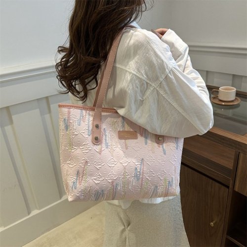 Bag autumn women's versatile tote bag new casual shoulder bag popular soft bag wholesale this year