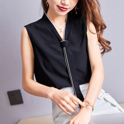 Sleeveless chiffon vest for women wearing trendy spring loose white suspenders with suits and tops, bottoming shirt
