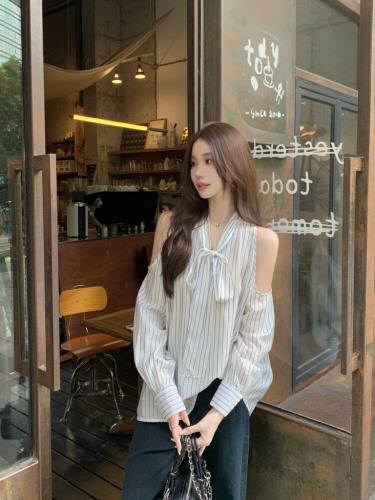 Photographed! Korean-style striped off-shoulder women's temperament binding strap long-sleeved design casual shirt top trendy