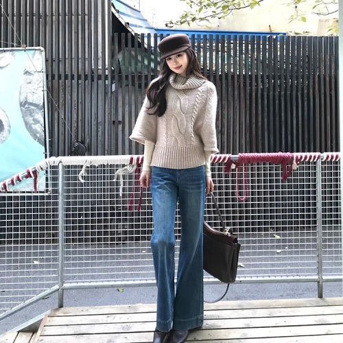 2025 Fall/Winter Lazy-Style Cape High-Neck Cable-Knit Outerwear Knit Sweater Coat – Single Piece