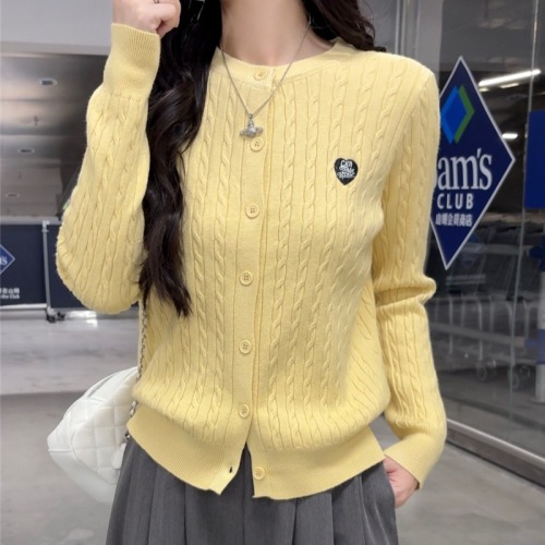 Women's Knitted Cardigan Jacket 2025 New Cable Knit Sweater Outerwear Layered Top Fashion