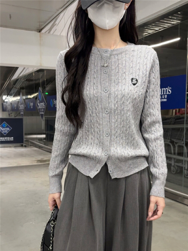 Women's Knitted Cardigan Jacket 2025 New Cable Knit Sweater Outerwear Layered Top Fashion