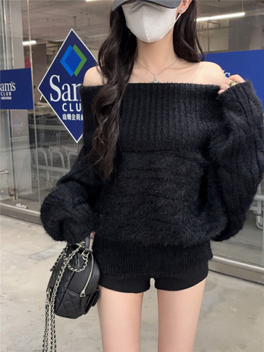 Photographed Relaxed Style Elegant Loose One-Shoulder Cable-Knit Long-Sleeve Off-the-Shoulder Women's Sweater for a Slimming Pure Desire Look