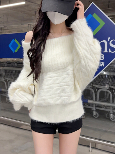 Photographed Relaxed Style Elegant Loose One-Shoulder Cable-Knit Long-Sleeve Off-the-Shoulder Women's Sweater for a Slimming Pure Desire Look