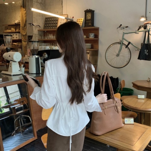 Photographed Autumn French Design Collar Women's Buttoned Waist Cinching Slimming Lace Splicing Long Sleeve Top