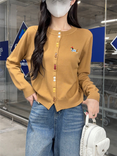 Women's Loose Knit Wool Cardigan Top with Han-style Early Autumn Yellow Embroidery Outerwear