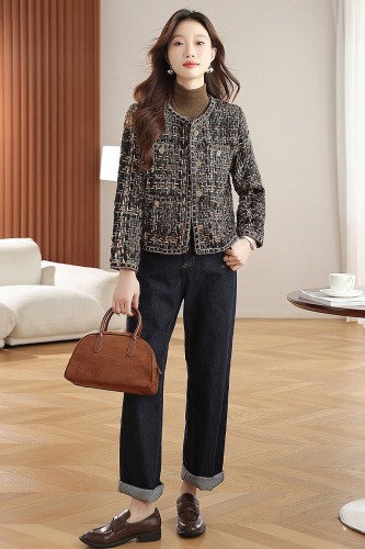 Real-shot Chanel-style coat for women, 2025 autumn/winter new collection—short tweed top perfect for petite figures with a chic, French-inspired, ladylike vibe