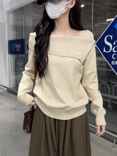Women's New One-Shoulder Long-Sleeve Sweater, Loose and Casual Knitted Top with Gentle Style