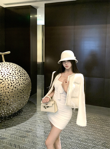 Photographed~Little Chanel-style high-end woolen coat for women, new autumn and winter heavy industry splicing feather short coat