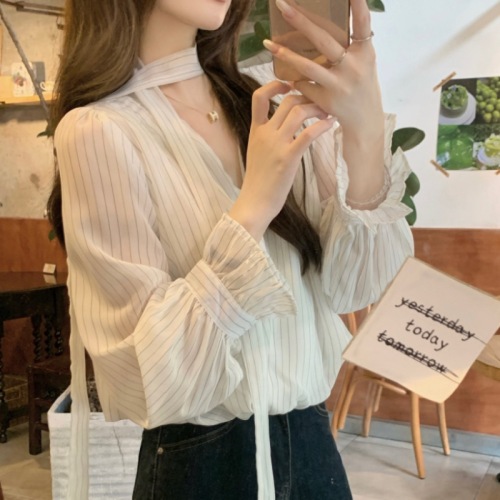 Photographed! Korean Retro Charm Striped Shirt for Women with V-Neck and Bell Sleeve, Unique Design Sensibility Top