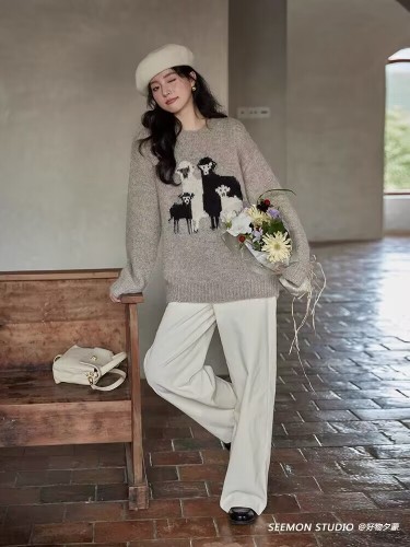 Korean Version Autumn/Winter Retro Fox Fleece Thick Women's Soft and Cute Lamb Embroidered Wool Round Neck Knit Sweater