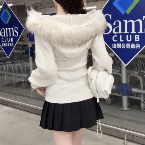 Hand-painted Hot Girl Wool Hooded Henley Crew Neck Sweater for Women Korean Style Fitted Hooded Knit Top