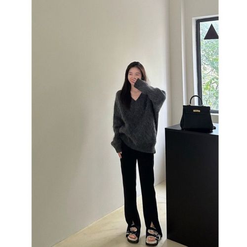 Women's V-neck Mink-like Fur Hoodie, Autumn/Winter New Loose Fashion Outerwear, Slouchy Style Sea Horse Hair Soft and Fluffy Top, Trendy