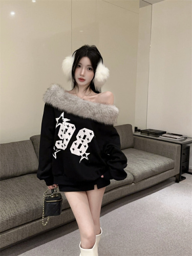 ~Vintage American Style Hot Girl Design Felt Hooded Off-Shoulder Sweatshirt Winter Loose Casual Short-Sleeve Top