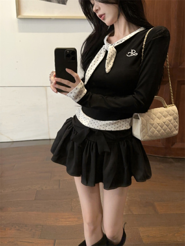 Real shot ~2025 new autumn black t-shirt, women's fake two-piece slim and slim-fitting French long-sleeved base top