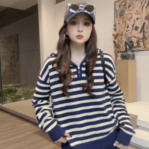 2025 Autumn New Uncommon Matchable Design Loose Casual Striped Half-Zip Hooded Knit Sweater for Women