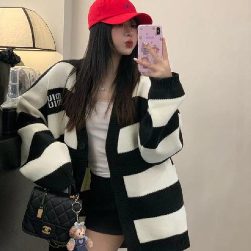 Lazily retro color-blocking striped knit cardigan, 2025 autumn new fashion trendy sweater outerwear