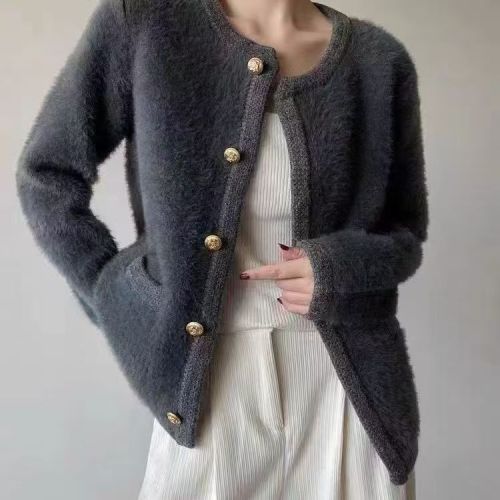 Xiaoxiangfeng sweater jacket for women spring, autumn and winter 2024 new knitted cardigan, high-end outerwear, temperament short top