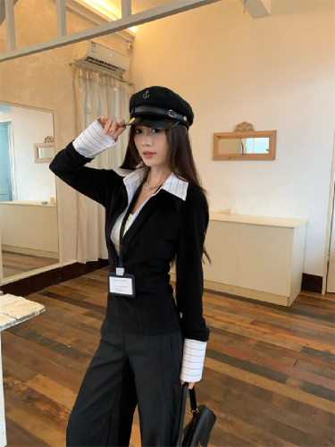 Women's Spring and Autumn Knit Sweater with Placket, Two-Piece Style, Long Sleeve, Fitted and Slimming