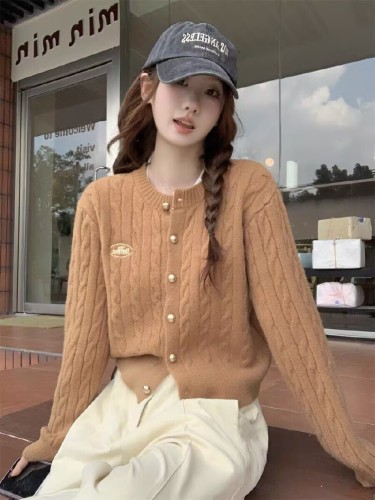 Korean-style age-defying braided design small gold buttons women's autumn soft and cozy Instagram-style knit sweater open jacket