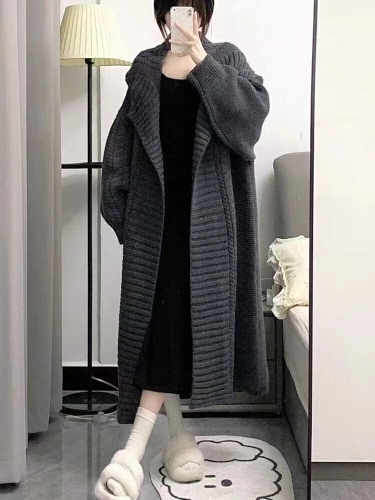 2025 Autumn/Winter New High-Grade Large Quilted Sweater Jacket, Elegant Medium Length Cable Knit Cardigan, Loose Fit